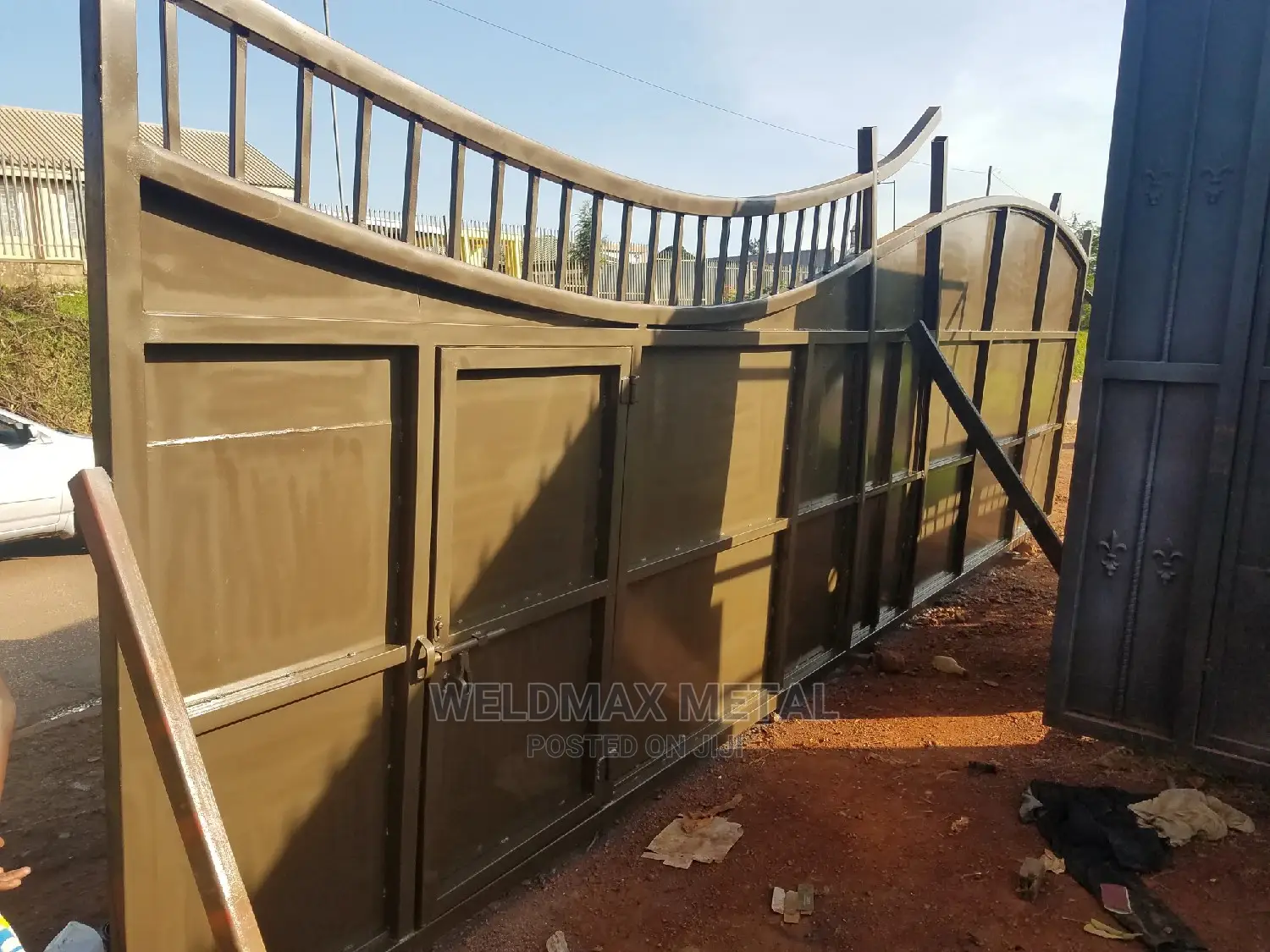 Metallic Gates