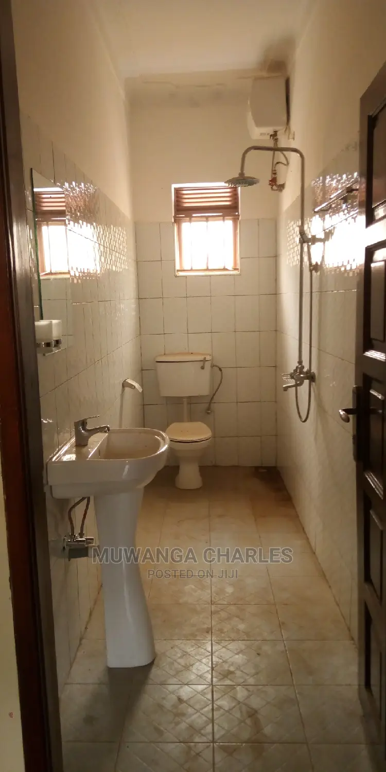 2bdrm House in Fs Properties Ltd, Kampala for Sale