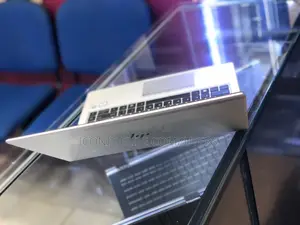New Laptop HP EliteBook 840 G5 8GB Intel Core i5 SSD 256GB