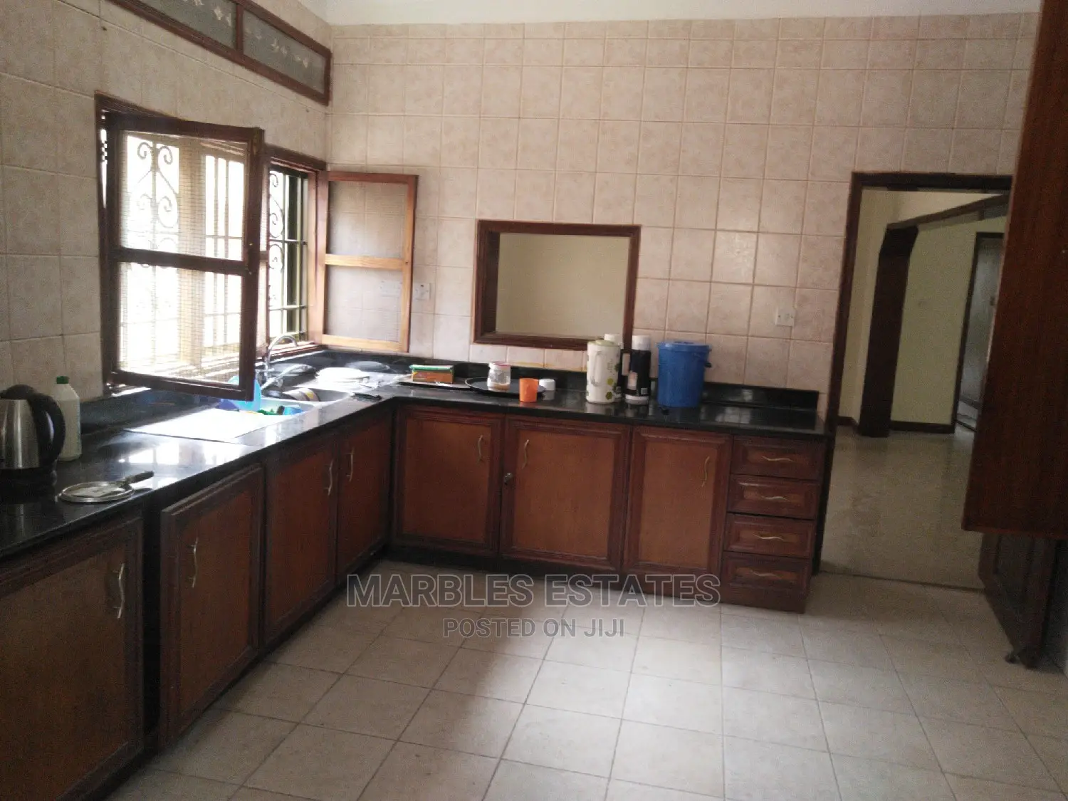 4bdrm Bungalow in Naguru, Kampala for Rent