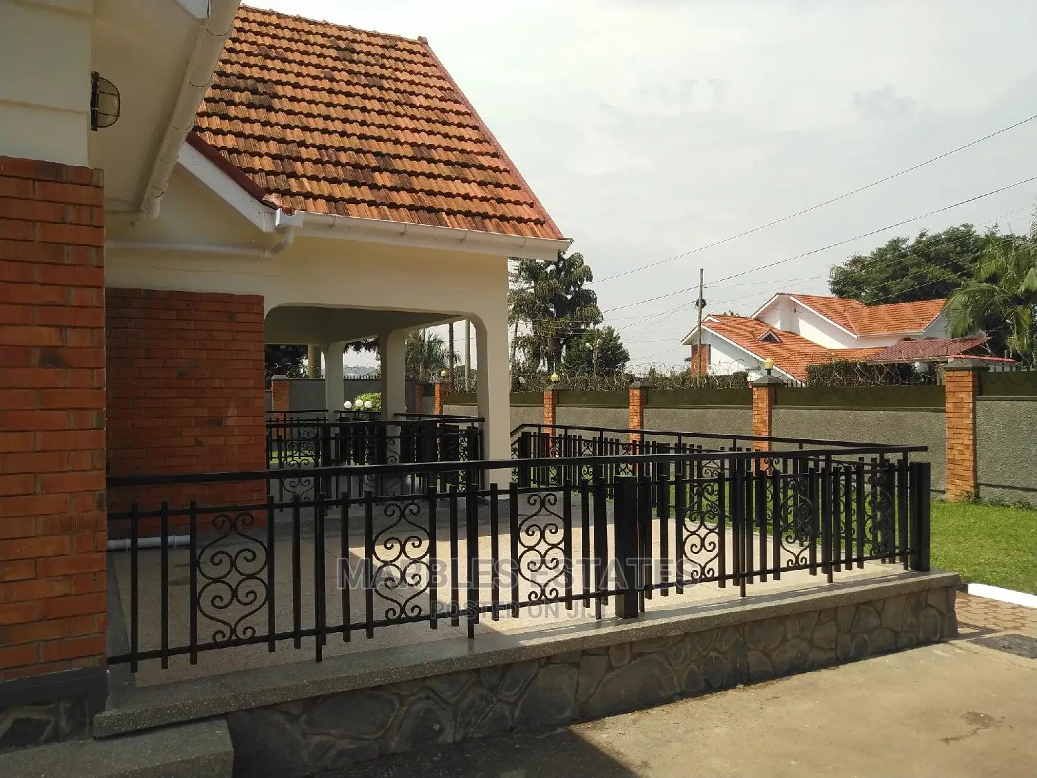 4bdrm Bungalow in Naguru, Kampala for Rent