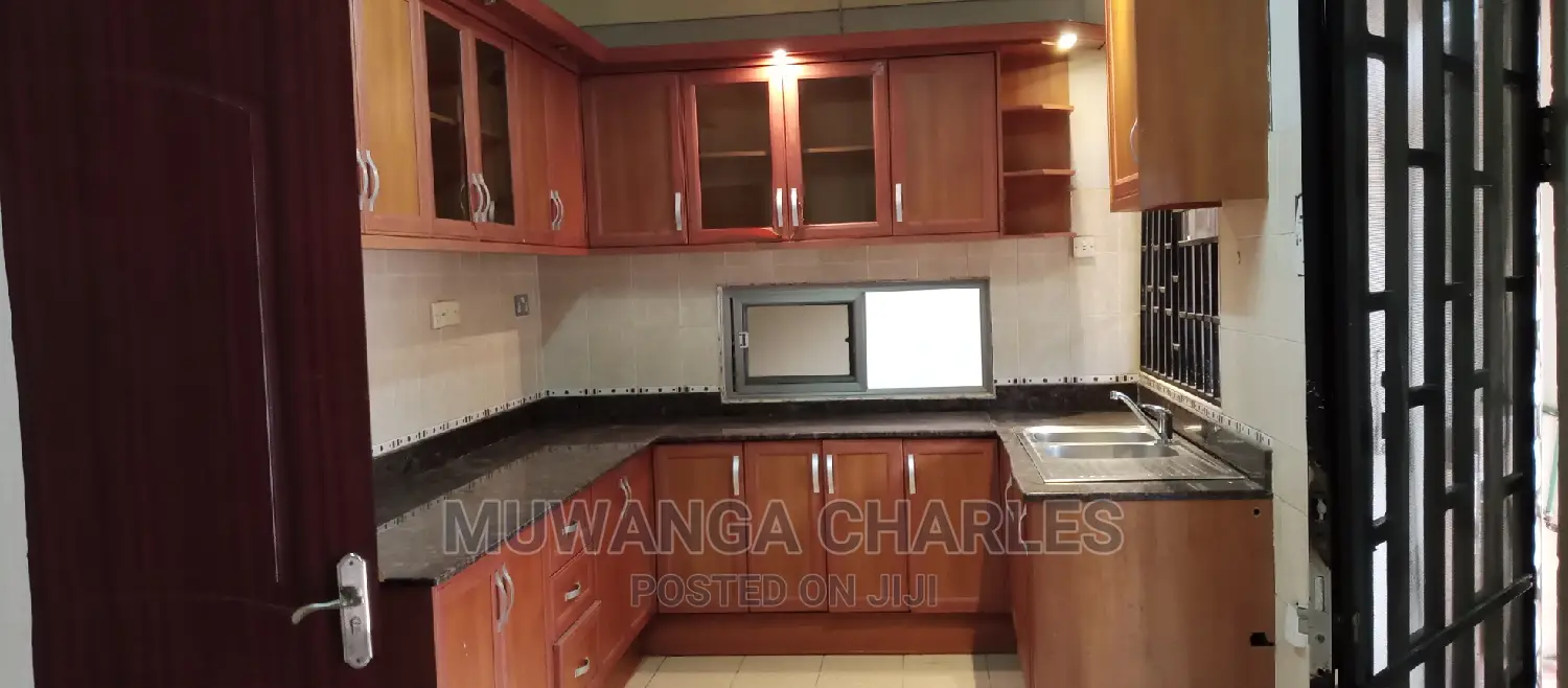 4bdrm Bungalow in Fs Properties Ltd, Kampala for sale