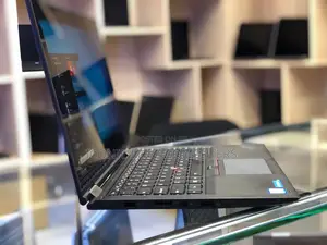 Laptop Lenovo ThinkPad Yoga 370 8GB Intel Core I5 SSD 256GB
