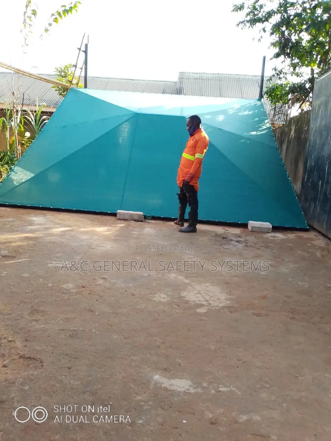 Carports Parking 3 Cars Water and Sunproof