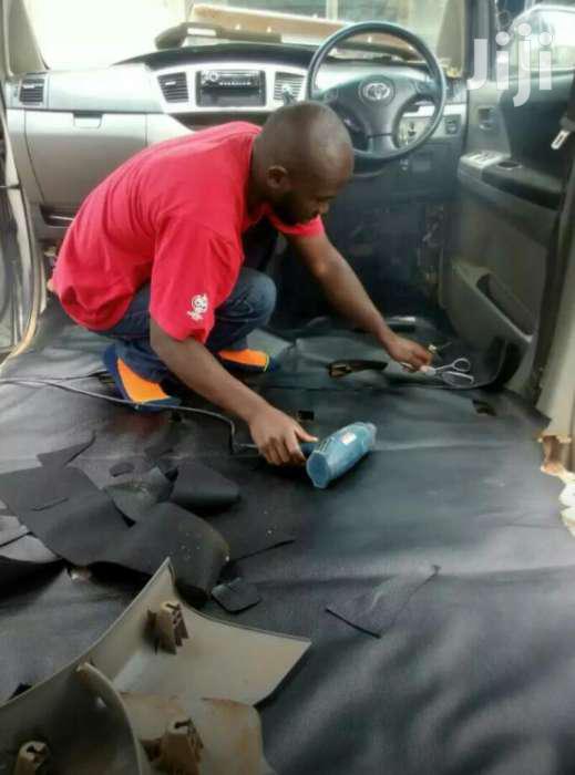 CAR FLOOR CARPET LAYING
