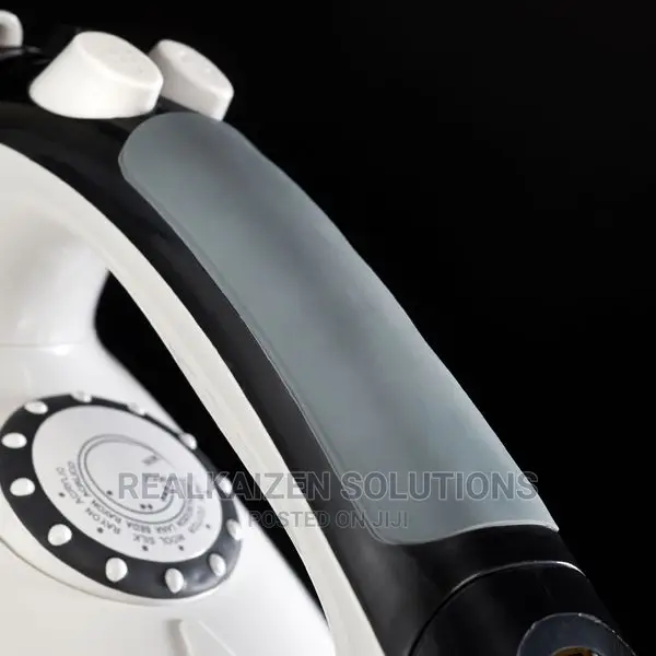 Russell Hobbs Quality Fabric Express Steam Spray Iron 2200W