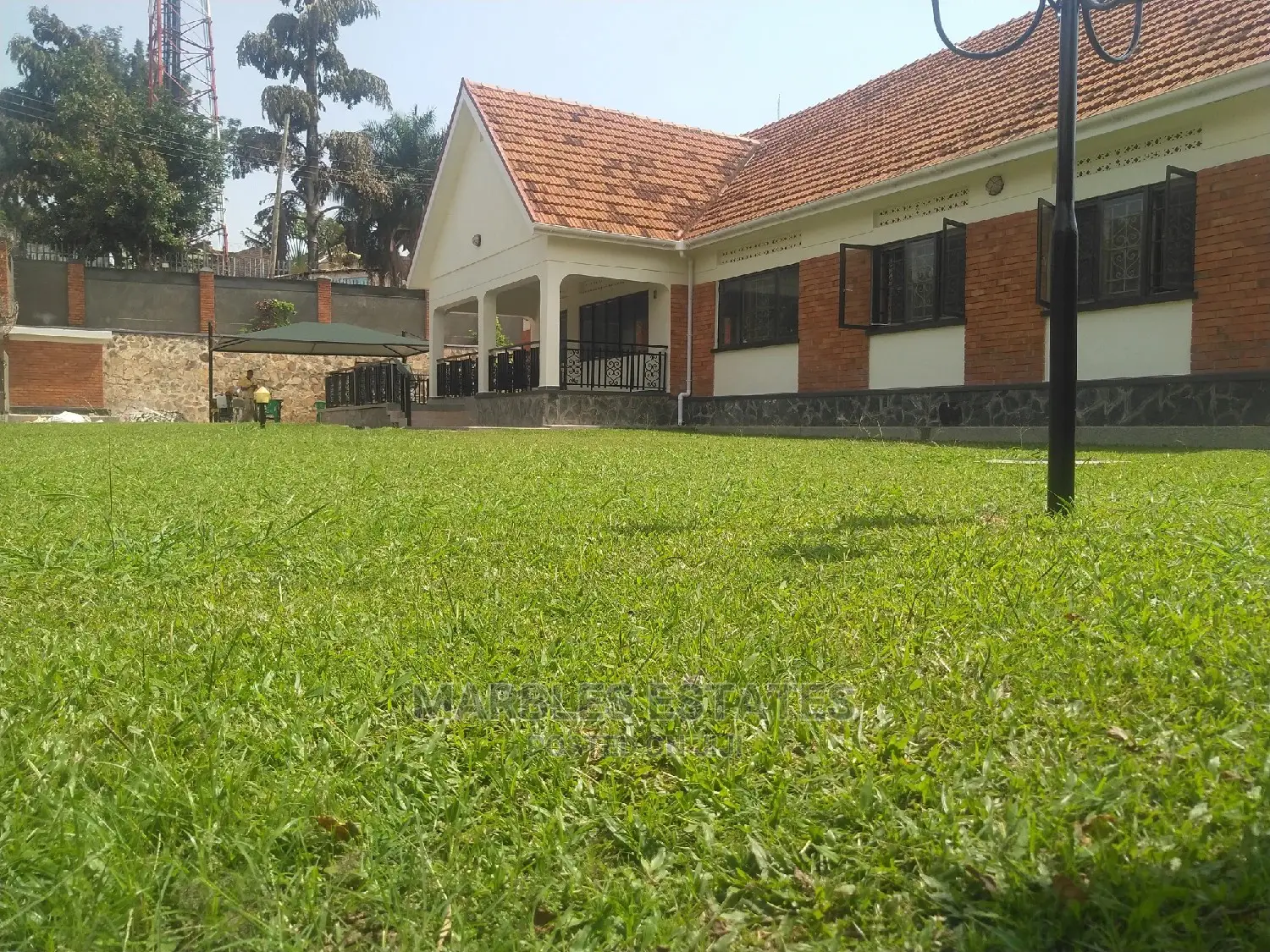 4bdrm Bungalow in Naguru, Kampala for Rent