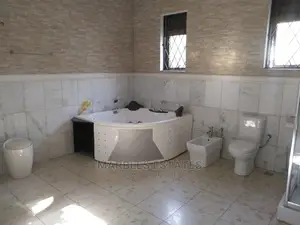 6bdrm House in Naguru, Kampala for Rent