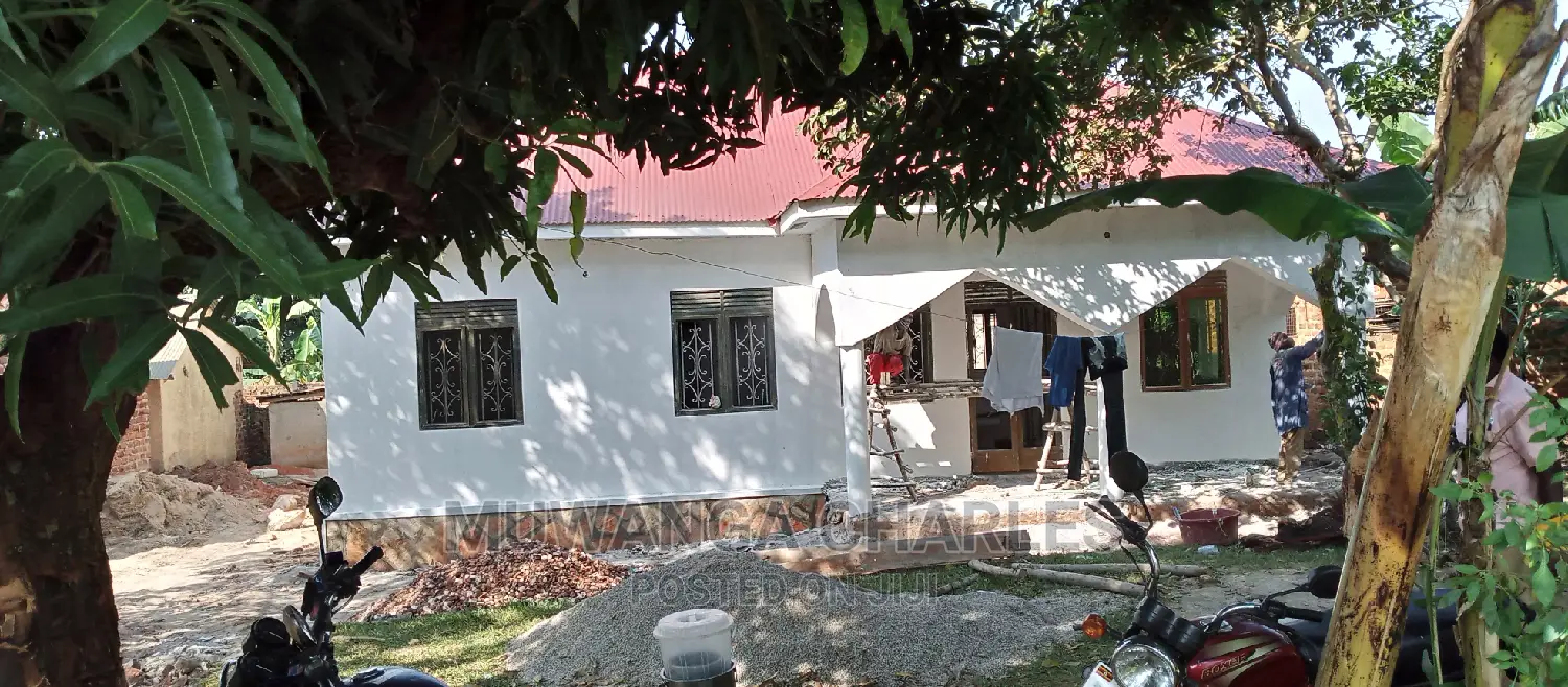 3bdrm Bungalow in Fs Properties Ltd, Wakiso for Sale
