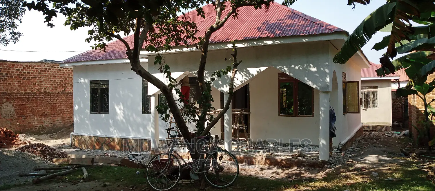 3bdrm Bungalow in Fs Properties Ltd, Wakiso for Sale