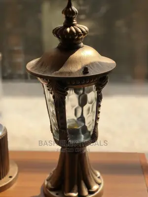 Gold Gate Light Stand