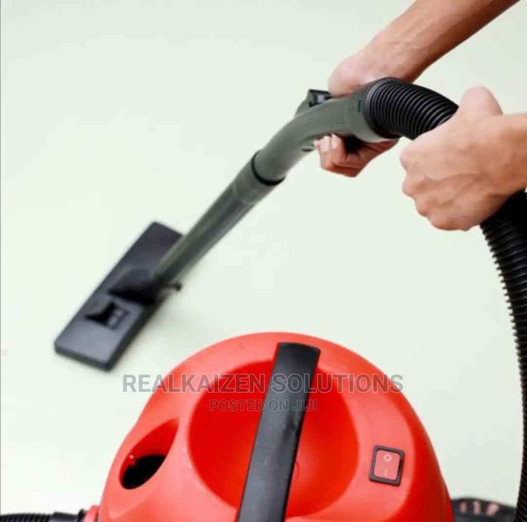 Geepas 20L Dry Wet and Blow Vacuum Cleaner 2800W