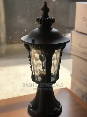 Gate Light Stand