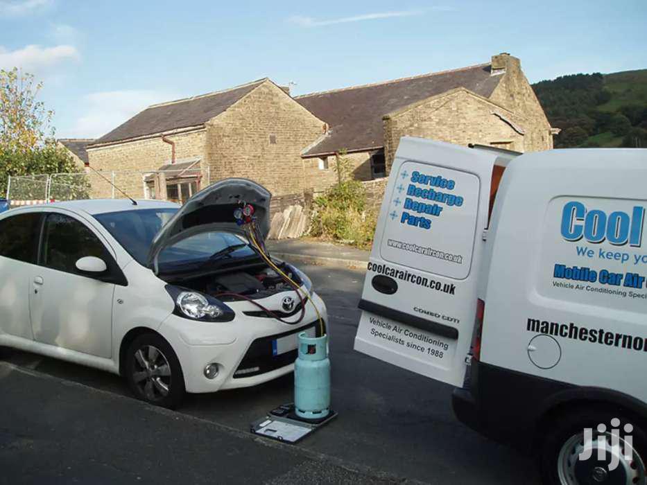 COLD AND FREEZY AC CAR REFILLING
