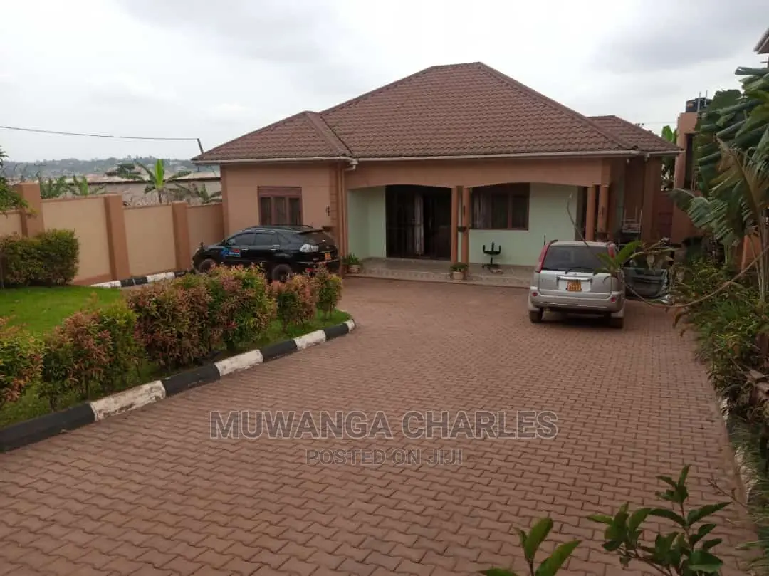 3bdrm House in Fs Properties Ltd, Kampala for Sale