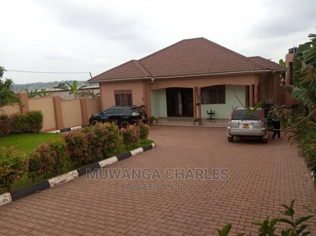 3bdrm House in Fs Properties Ltd, Kampala for Sale