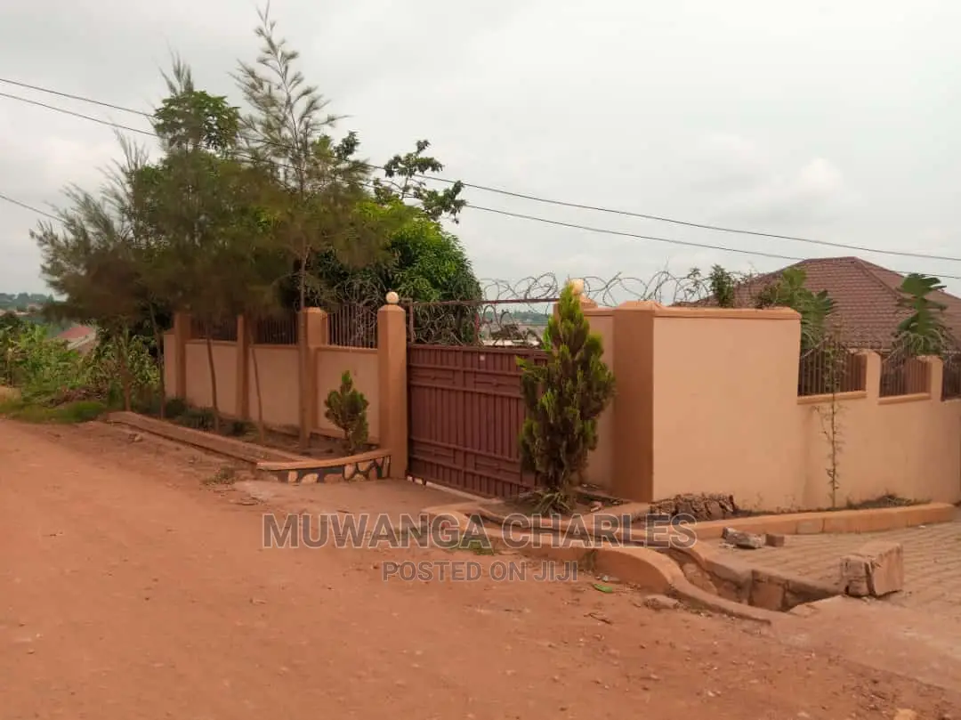 3bdrm House in Fs Properties Ltd, Kampala for Sale