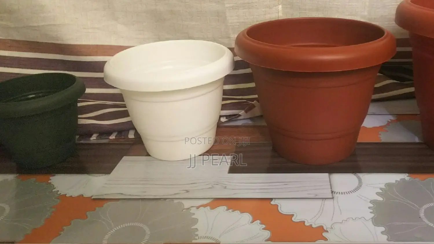 Plastic Round Flower Pots