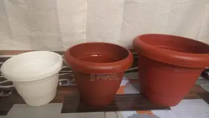 Plastic Round Flower Pots