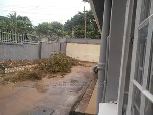 10bdrm Bungalow in Naguru, Central Division for rent
