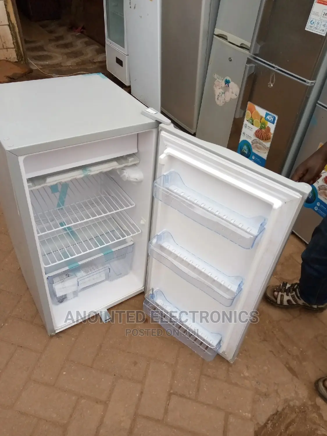 Refrigerator Adh 120L