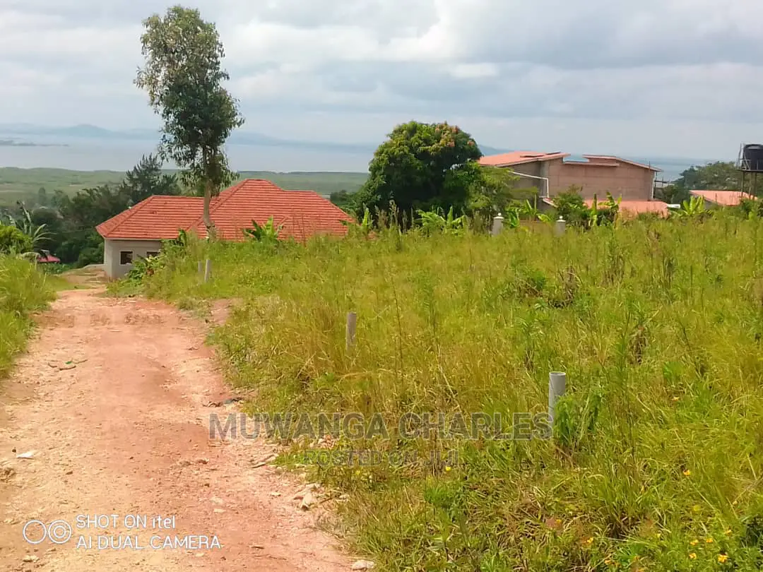Plot Is Available for Sale in Kajjansi Bweya