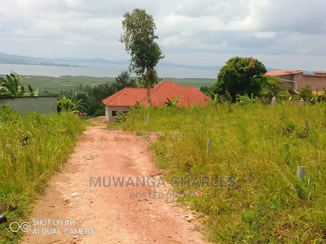 Plot Is Available for Sale in Kajjansi Bweya