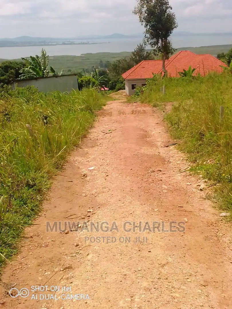 25decimals Is Available for Sale in Bwebajja