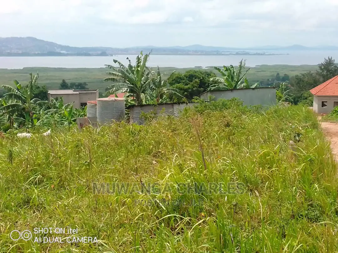 25decimals Is Available for Sale in Bwebajja