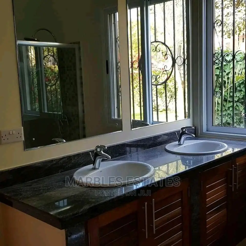 3bdrm Bungalow in Naguru, Central Division for Rent