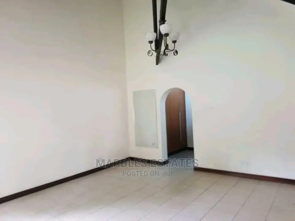 4bdrm Bungalow in Naguru, Kampala for Rent