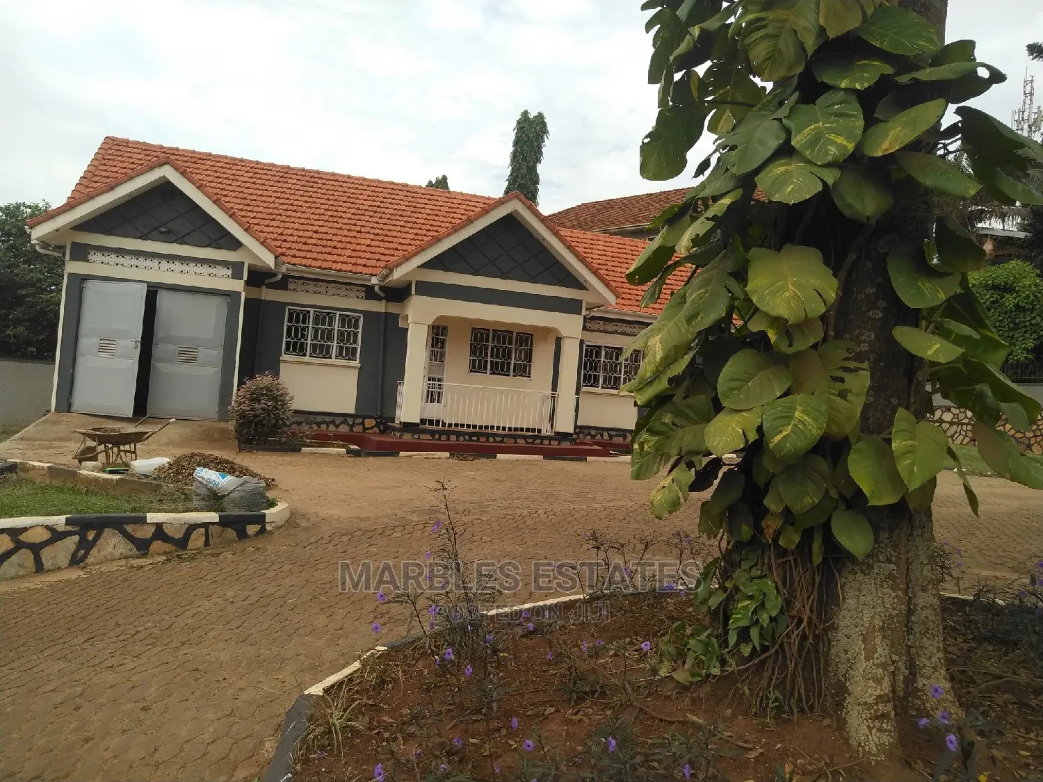 8bdrm House in Naguru, Kampala for Rent