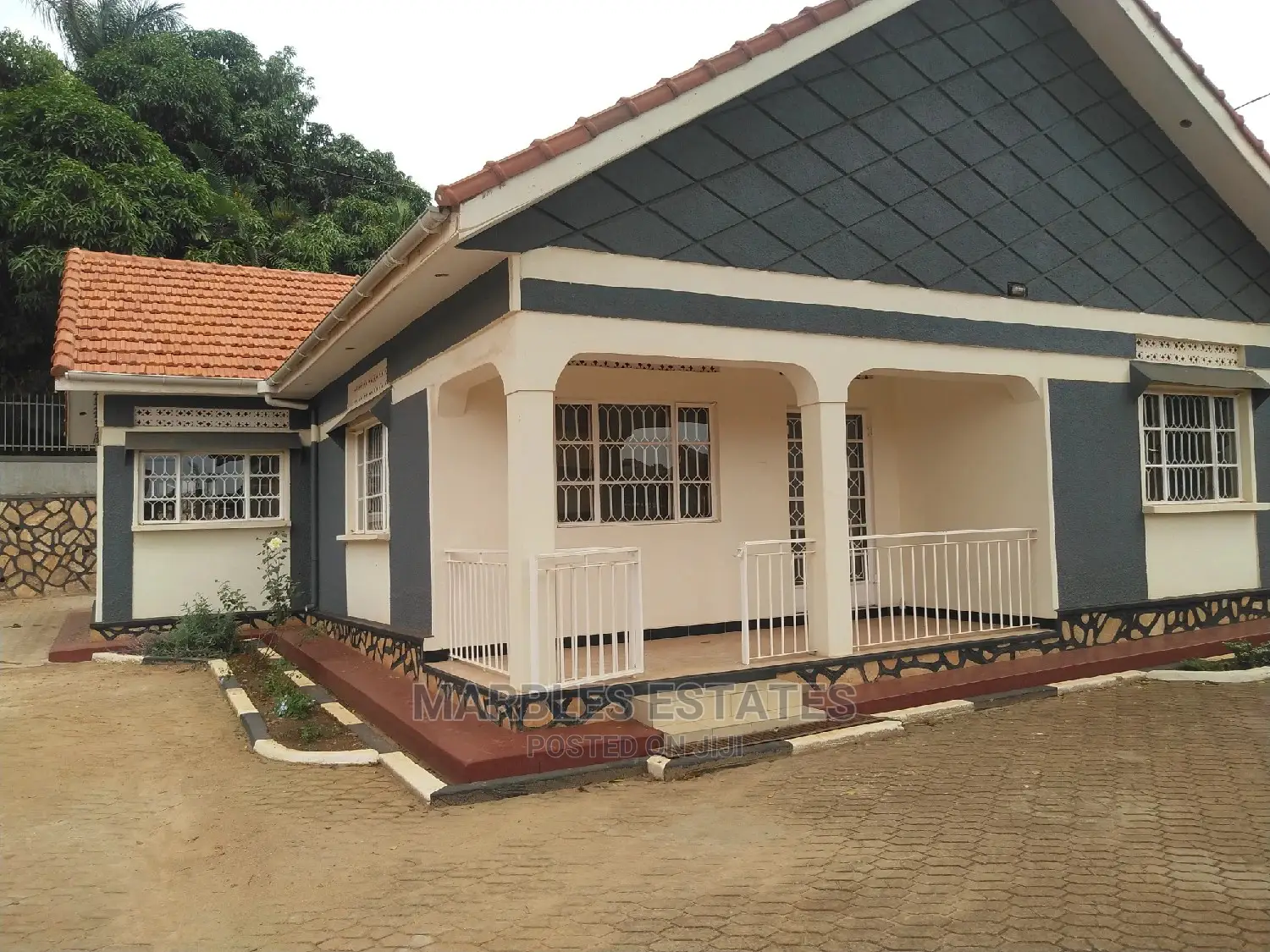 8bdrm House in Naguru, Kampala for Rent