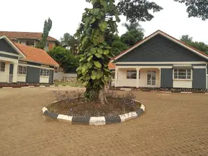 8bdrm House in Naguru, Kampala for Rent