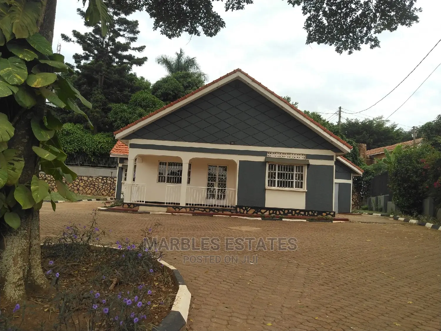 8bdrm House in Naguru, Kampala for Rent