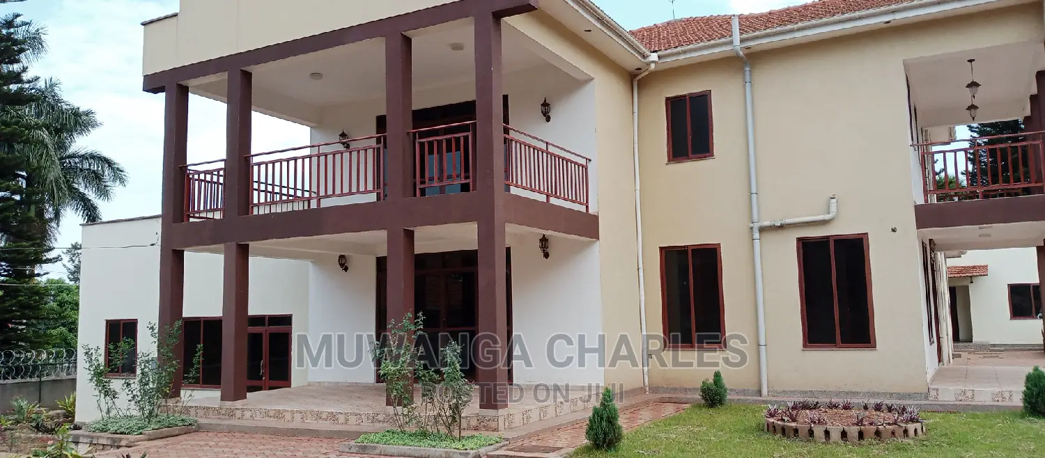 6bdrm Duplex in Fs Properties Ltd, Kampala for Rent