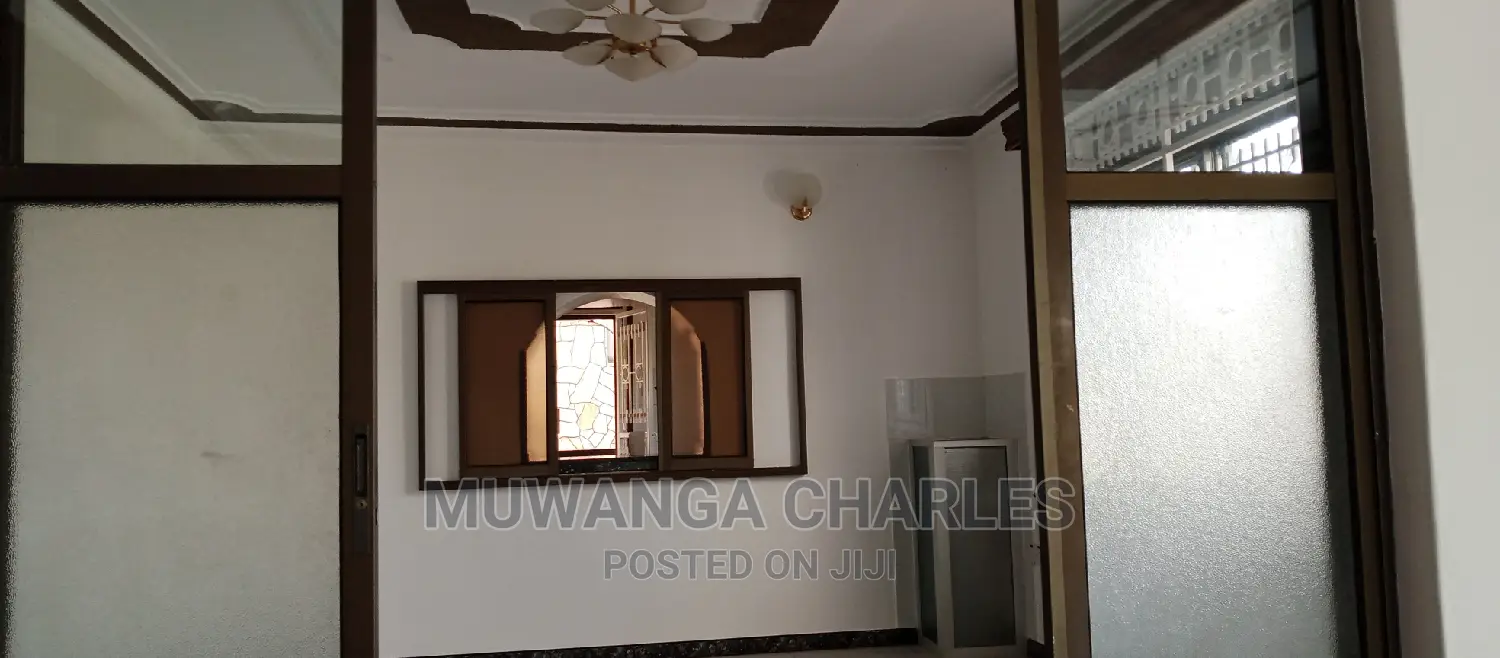 5bdrm Duplex in Fs Properties Ltd, Kampala for Rent