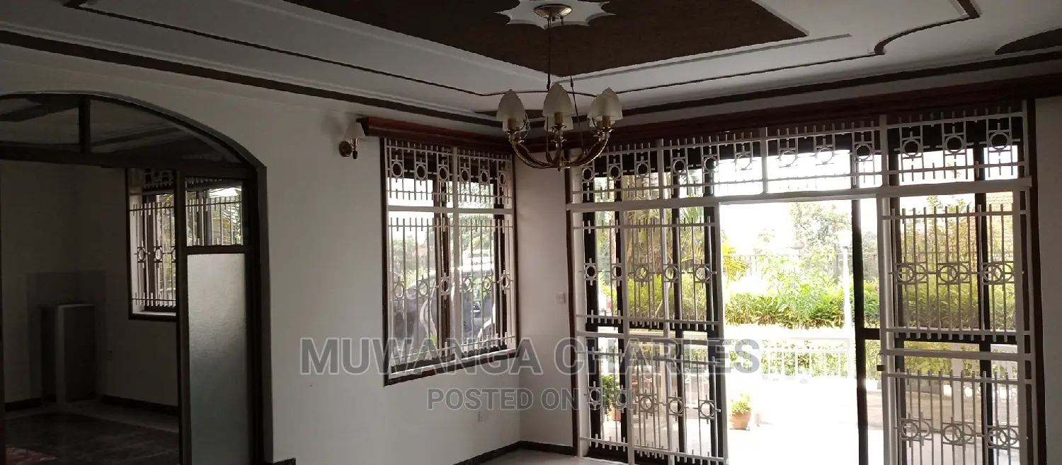 5bdrm Duplex in Fs Properties Ltd, Kampala for Rent