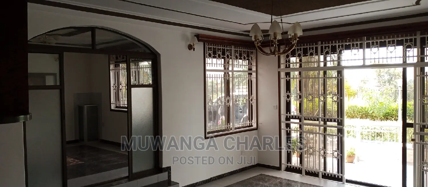 5bdrm Duplex in Fs Properties Ltd, Kampala for Rent