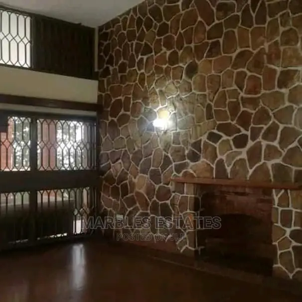 4bdrm Bungalow in Mbuya, Kampala for Rent