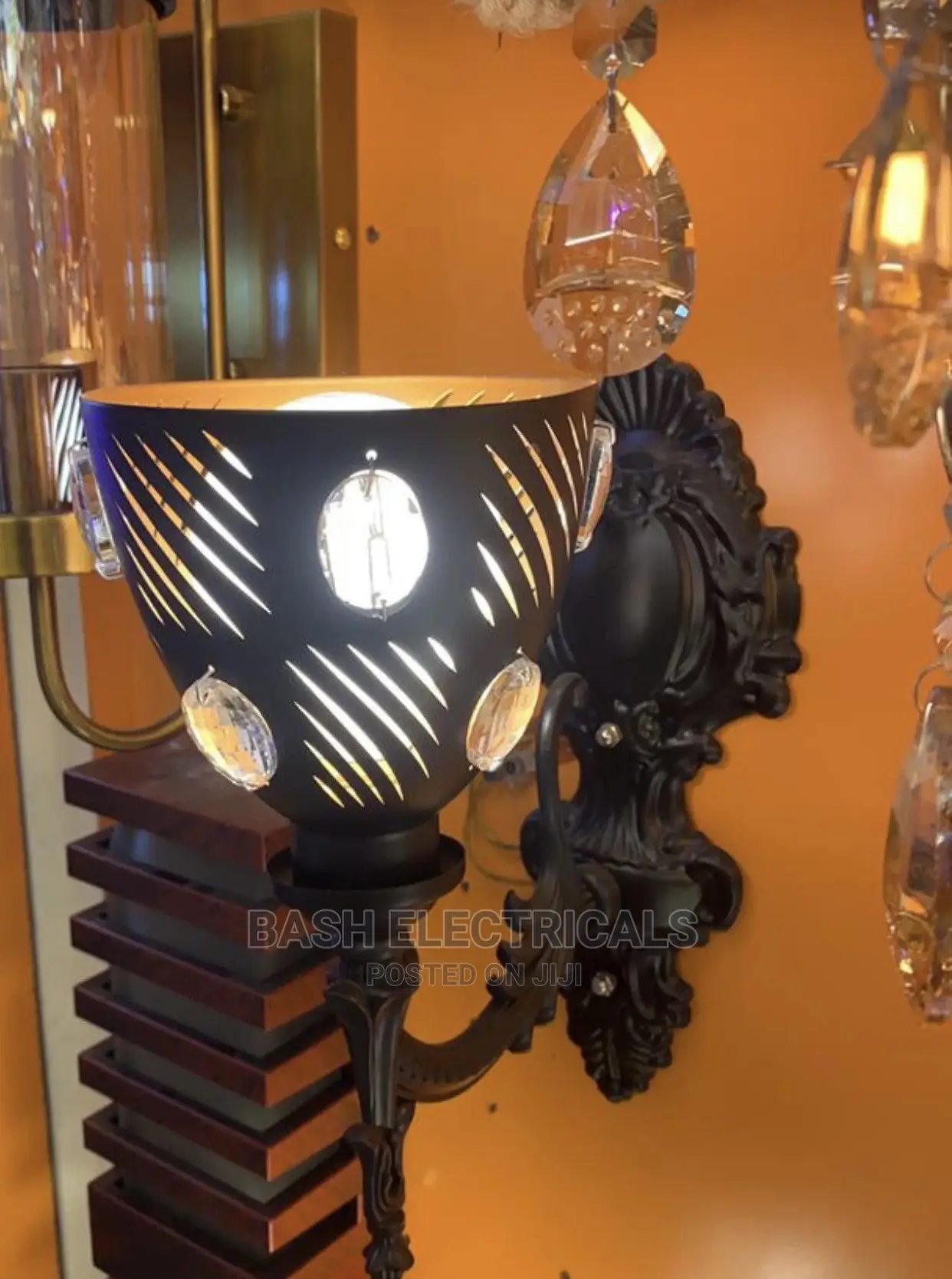 Wall Bracket Light