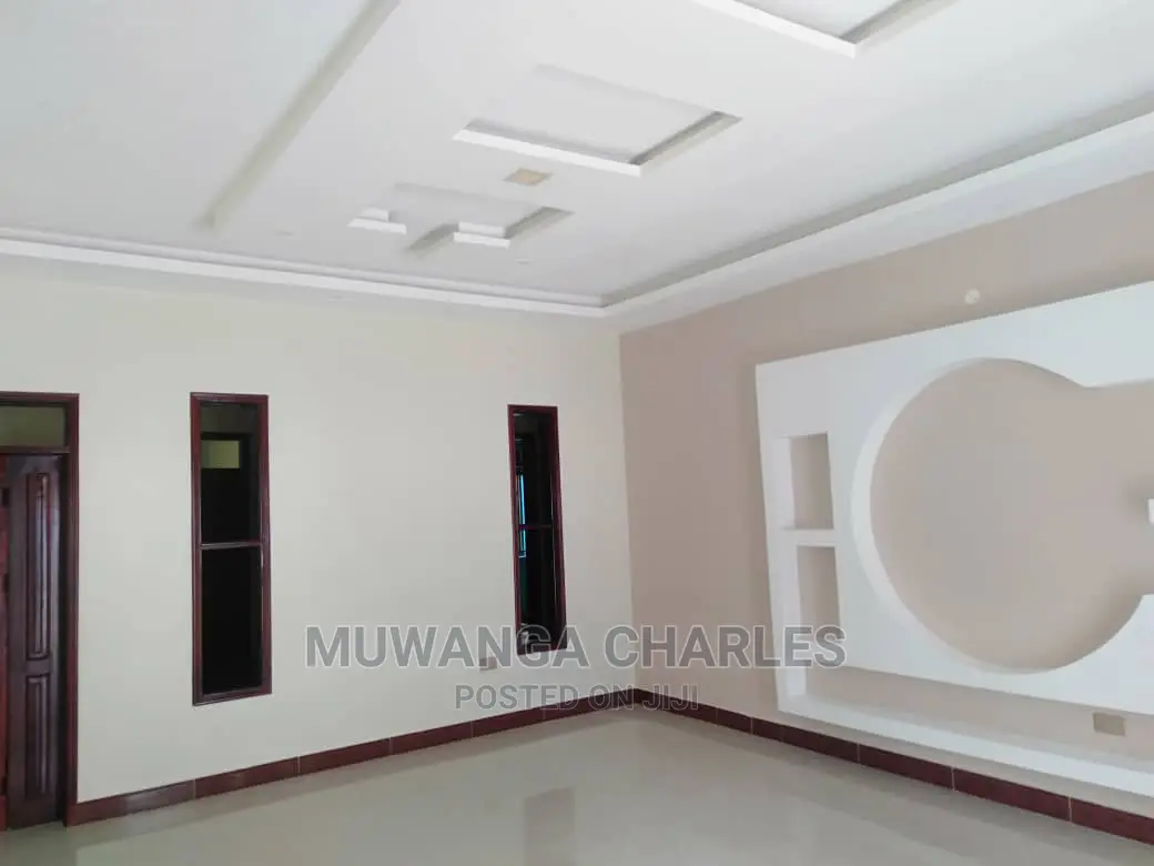 4bdrm House in Fs Properties Ltd, Kampala for Sale