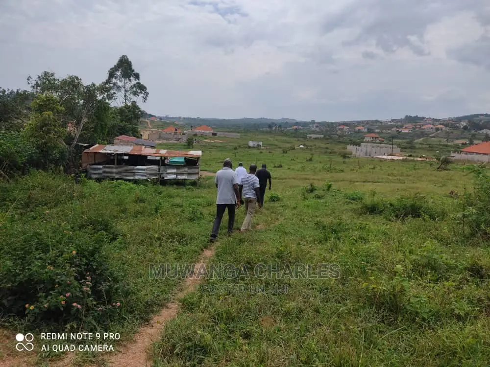 3acres Is Available for Sale in Kira