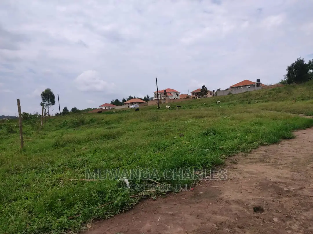 3acres Is Available for Sale in Kira