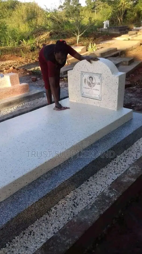 Grave Terrazzo