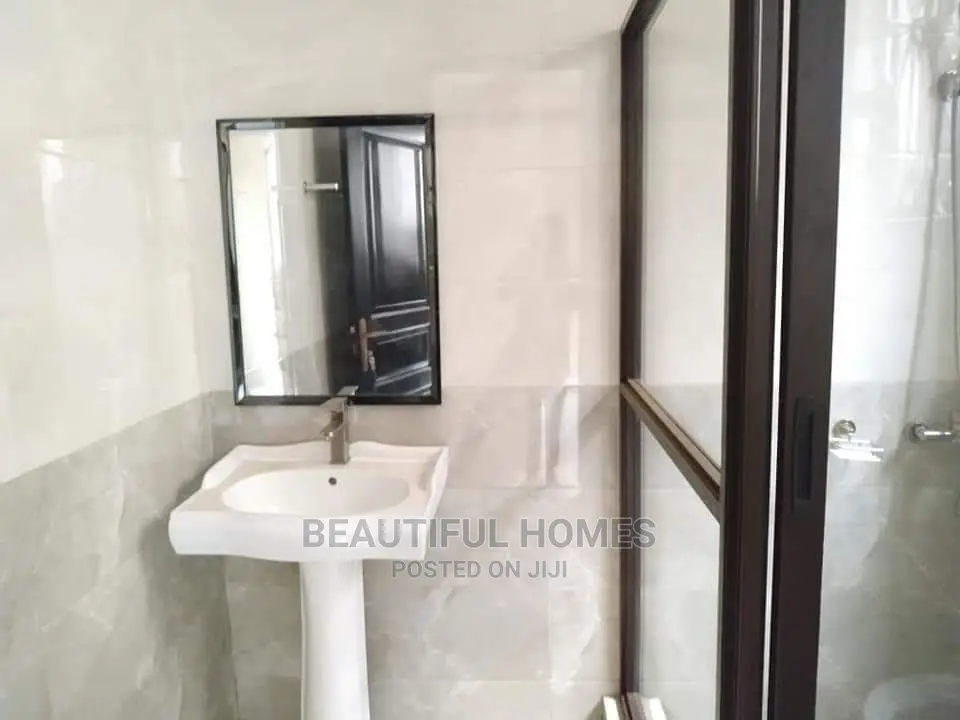 Furnished 6bdrm Mansion in Kira Tarmack Access, Kampala for Sale