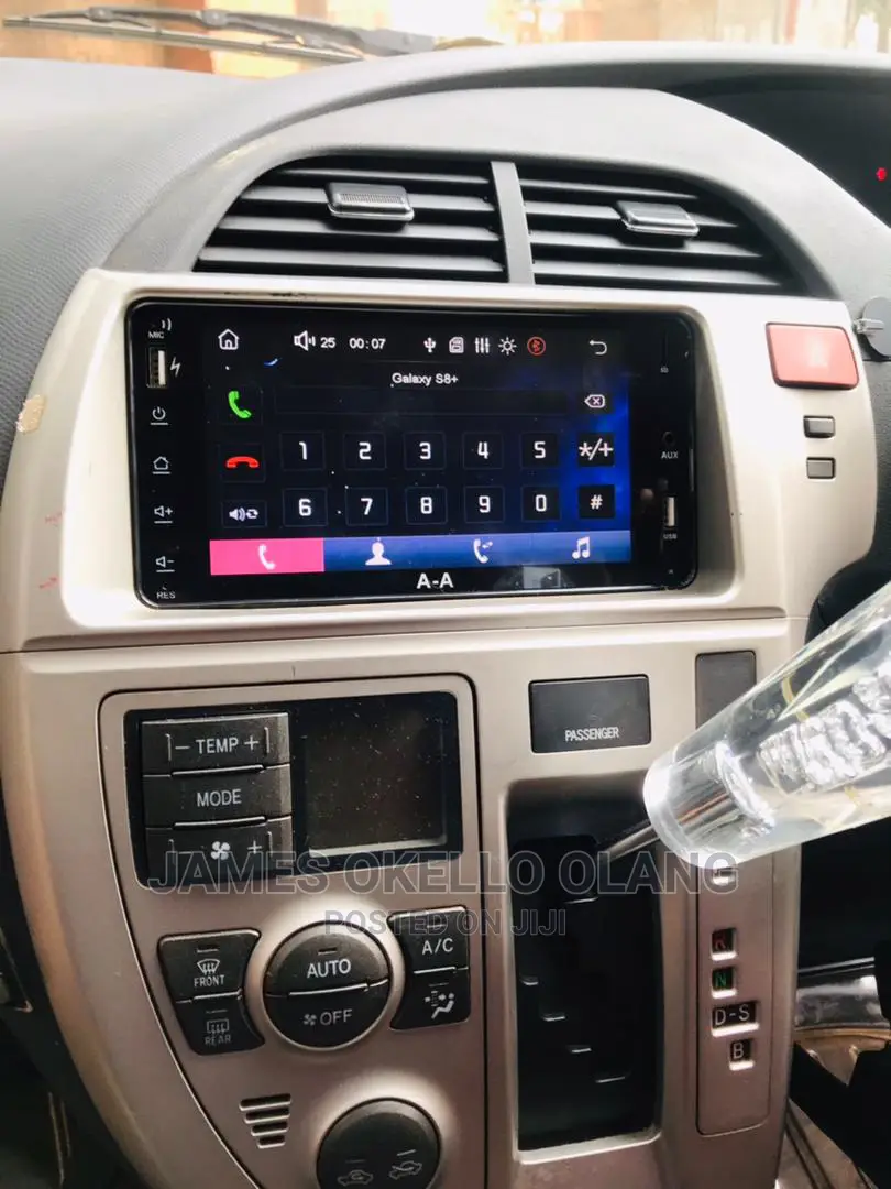 Multimedia Mp5 Slim Car Radio Touch Screen