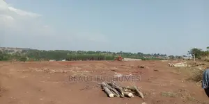 Gayaza Nakwero Plots Near Tarmack on Sell