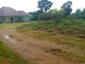 Plot Is Available for Sale in Matuga Migadde