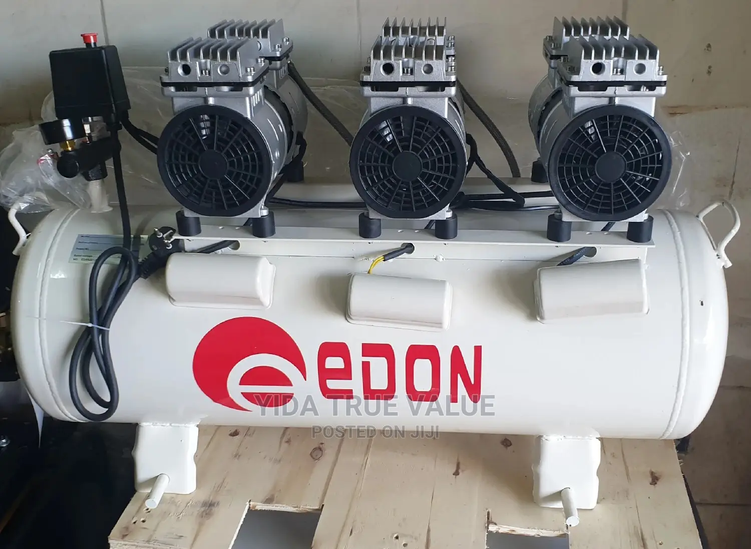 Silent Air Compressor 3 Piston 150litres ( Oil Free)
